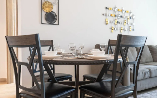 Luxury 1-bedroom in Dubai Marina That Sleeps 2