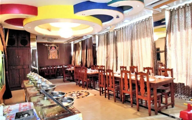 Beyond Stay Hotel Pachmarhi