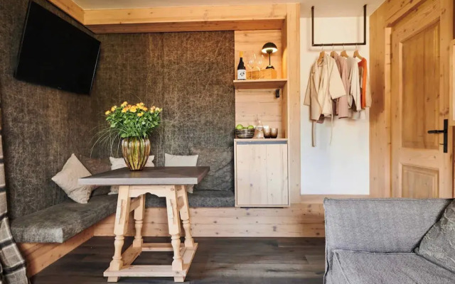 Serviced Luxury Chalet Evi