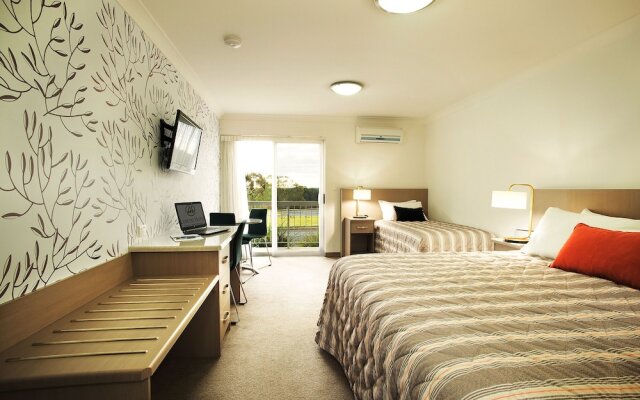 Loxton Community Hotel Motel