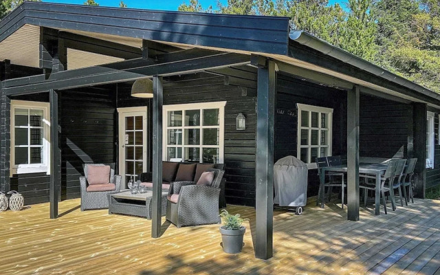 6 Person Holiday Home in Romo