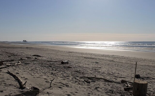 Surfside Getaway 3 Bedroom Home