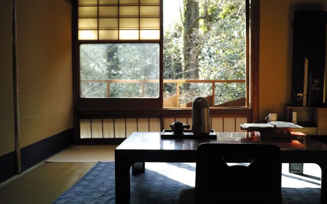 Japanese Inn Yoshimizu