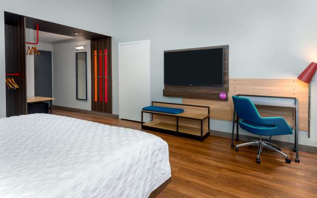 Tru by Hilton Spartanburg