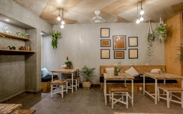 Lokal Bali Hostel