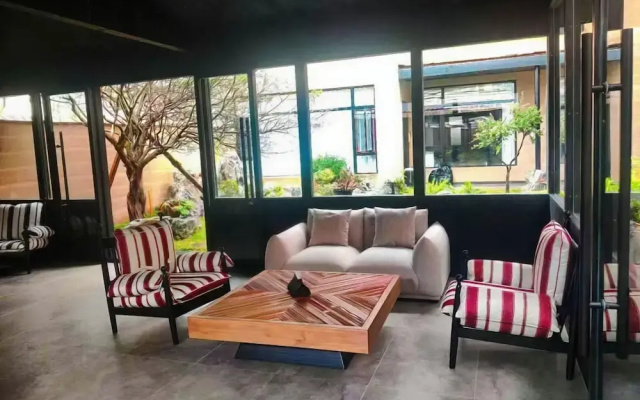 Shangri-La Memory Homestay