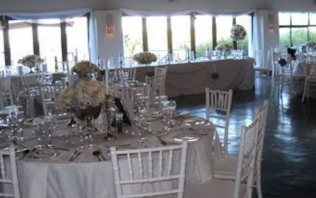 Woodridge Country Hotel