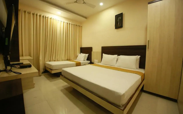 Hotel Madhuri Executive