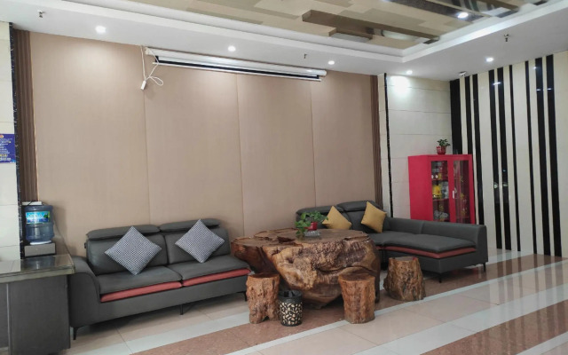 Pebble Motel (Pengtai Department Store Shopping Center)
