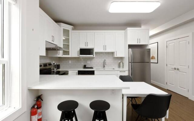 Newly Furnished 2bdr suite 6 Guests Perfect for Family