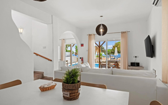 Thalassines Beach Villas
