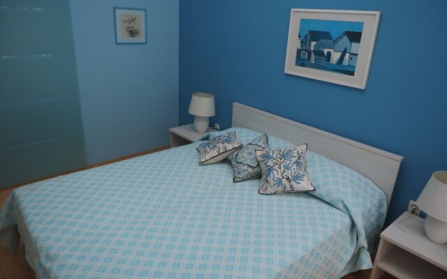 Comfortable Nena Apartment with Nice View