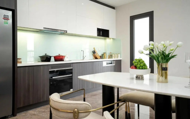 The Gloria Serviced Apartment by Silk Path