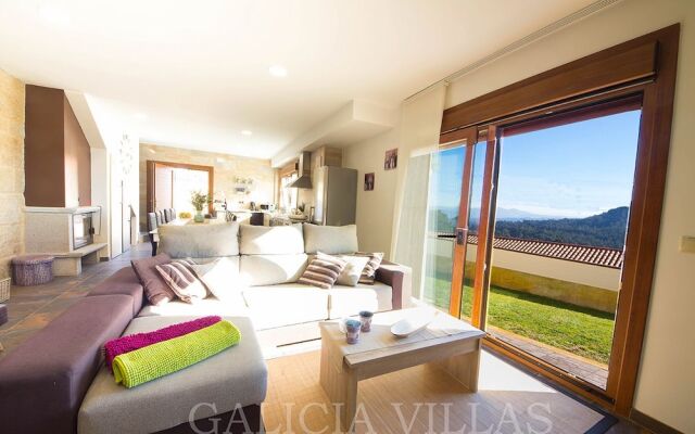 Villa Raxeira Galicia Villas