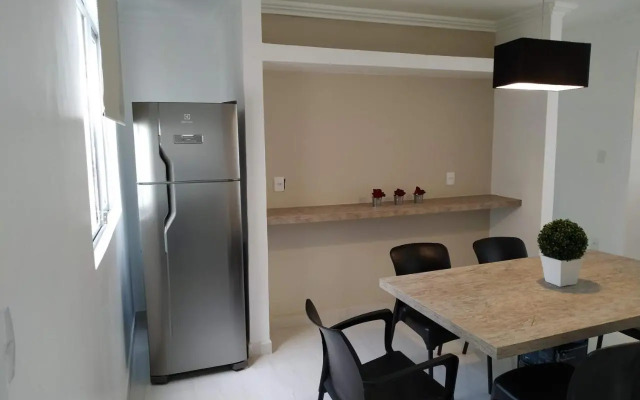 Apto Estiloso 150m PRAIA Esq Av Brasil