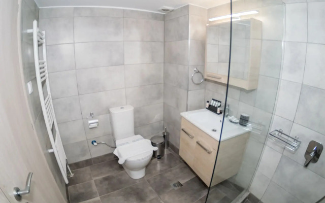 Connect Studios & Apartments