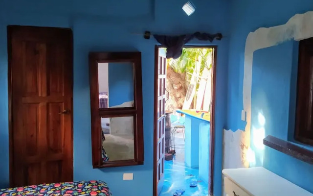 Room in Lodge - Method Living Tropical Edition 50024