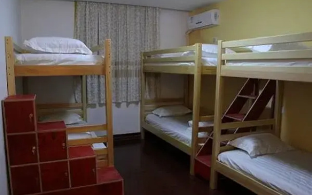 Wuyi Mountain Da Wang Peak Youth Hostel