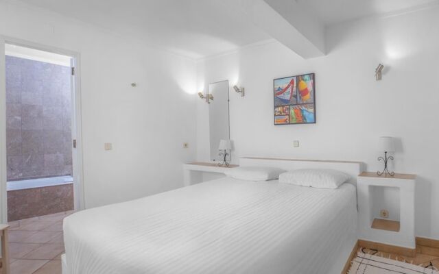 Elegant two Bedroom Apartment