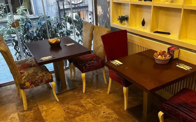 Taxim Alyon Suite Hotel