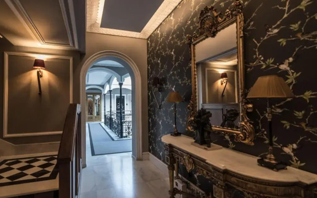 Hotel Casa Palacio María Luisa 5* GL by Kaizen Hoteles