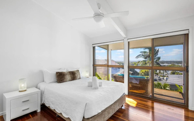 The Pool House Coolum Beach