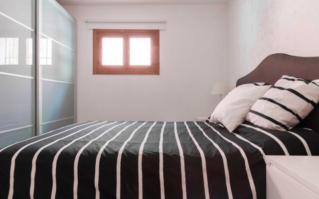 M (AXIII83) Apartamento con jardín Hispanoamérica