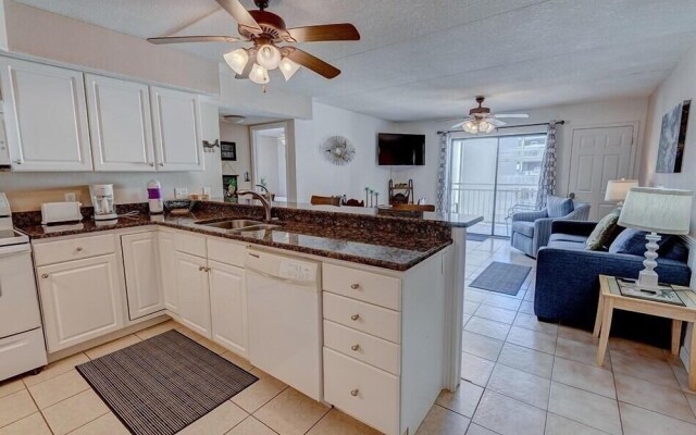 Sugar Beach 230 by RedAwning