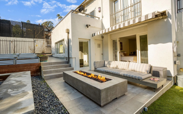 Valentino by AvantStay | Luxury Hollywood Mansion, Los Angeles