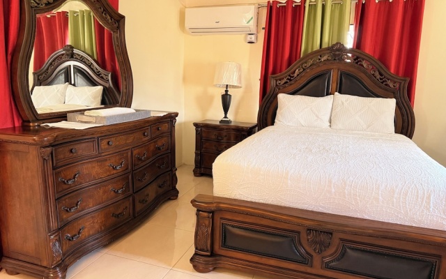 5 Bedroom Haven in Draxhall