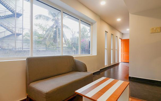 FabHotel Frenotel - Madhapur