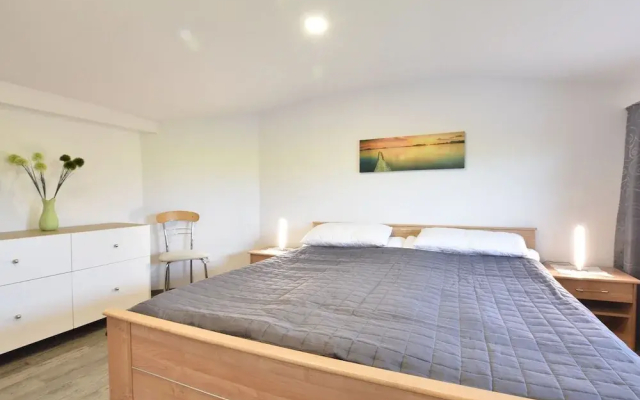 Comfortable Apartment in Steffenshagen with Garden