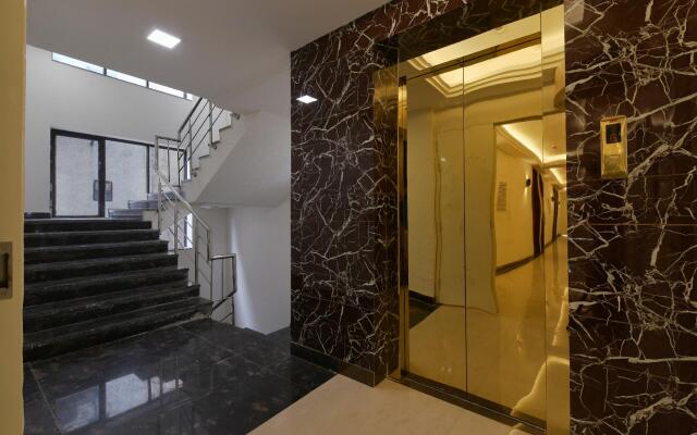 Hotel Leo Saffron