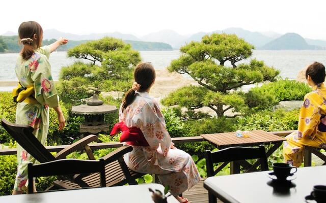 Yukei no Yado Umi no Yurikago Hagikomachi