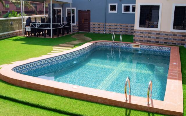 Jiksonodo Hotel and Suite