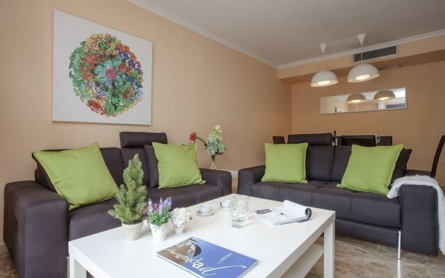 SingularStays Candela III