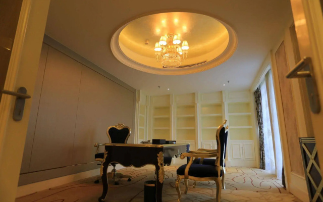 Baoji Jianguo Hotel