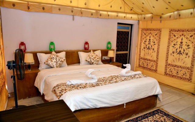 Desert Dream Royal Camp