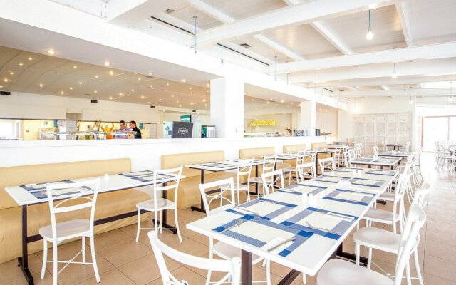 Elios Hill - Sun Kissed Happiness Hotel