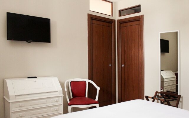 LHP Suite Rivisondoli