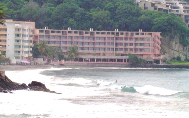 Playa de Santiago Hotel