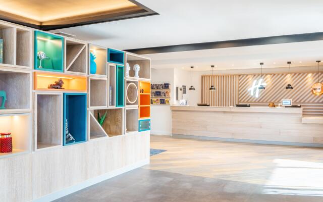 Holiday Inn Stevenage by IHG