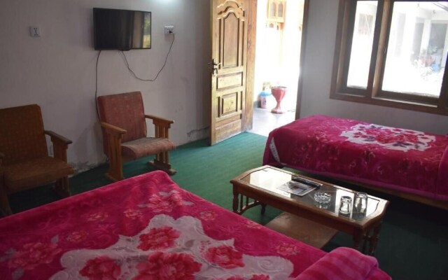 Hotel Shaheen