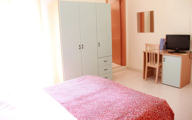 c-hotels International