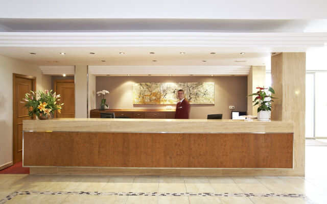 Universal Hotel Romantica