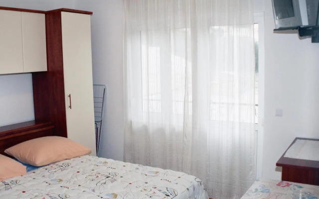 Apartments by the sea Duce, Omis - 946