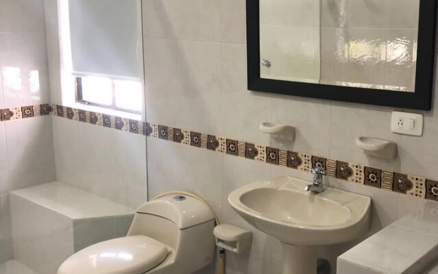 Casa 2 Condominio Campestre El Penon 5 Habitaciones