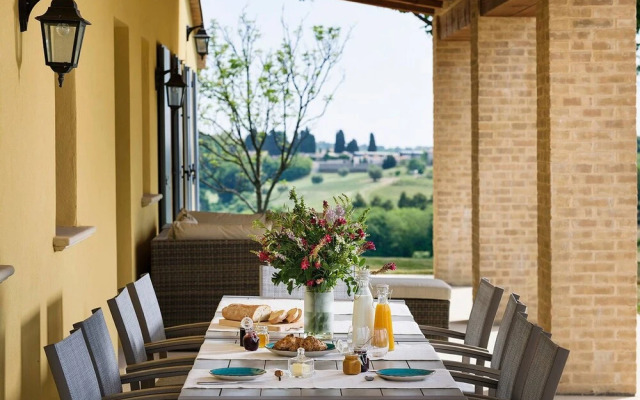 Villa Elettra 12 2 by Marche Holiday Villas