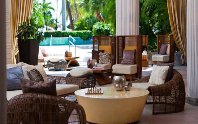 Renaissance Aruba Resort And Casino, A Marriott Luxury & Lifestyle Hotel