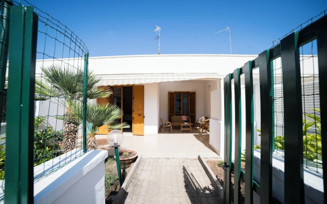 Villetta Tesea In Residence Near The Sea